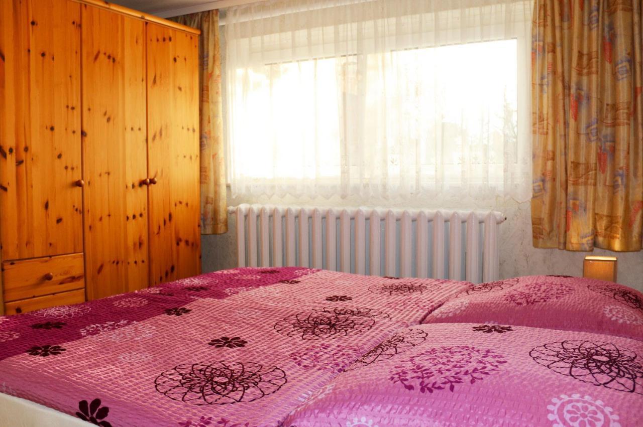 Ferienwohnung In Кюлунгсборн Екстер'єр фото